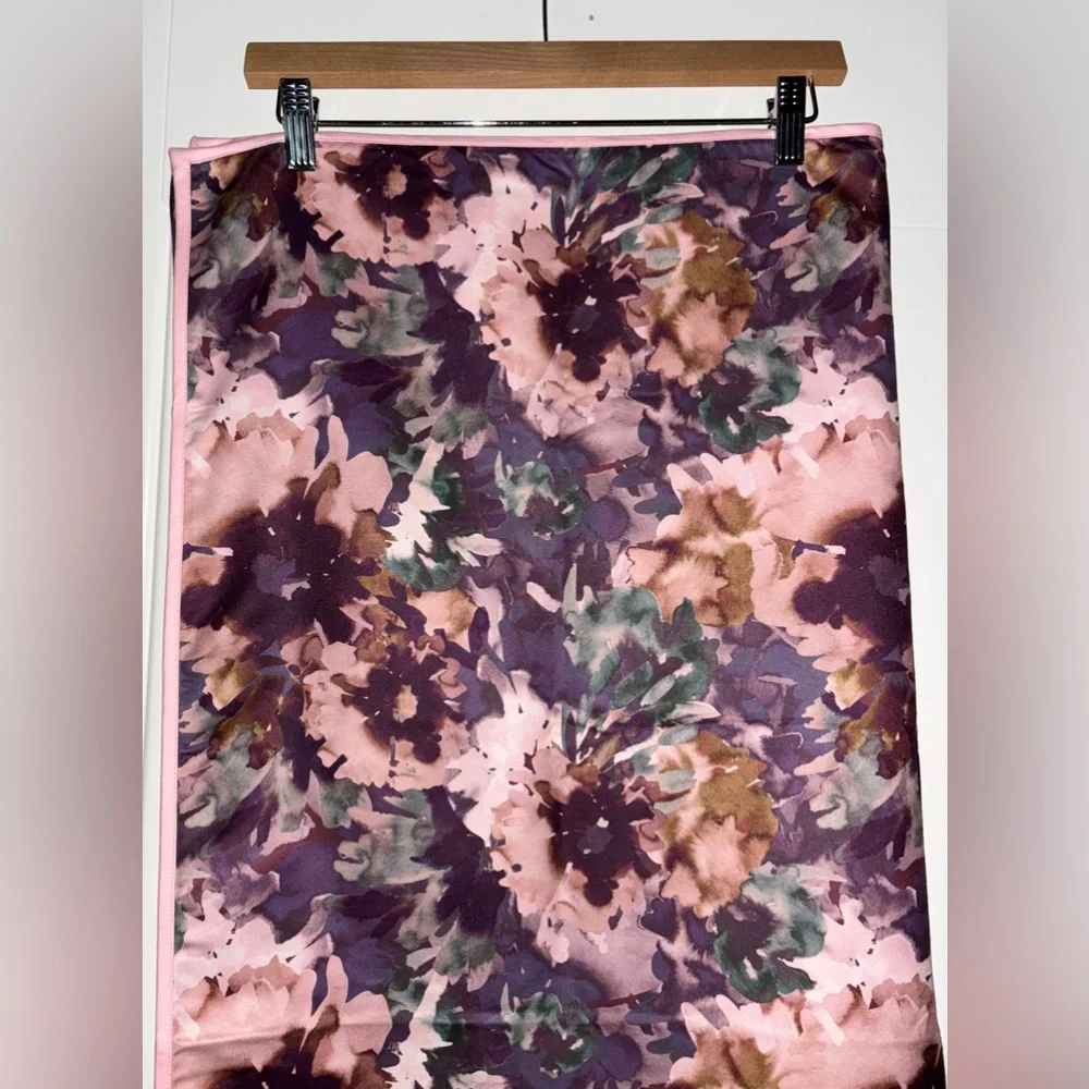 Johnny Was Calme Violetta Floral Reversible Yoga Towel 70